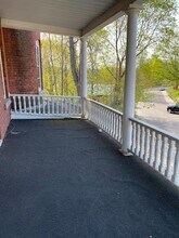 54 Wellington St, Unit 2 in Barre, VT - Foto de edificio - Building Photo