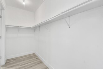 9126 Troulon Dr in Houston, TX - Building Photo - Building Photo