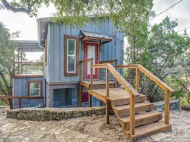 238 Ledgeview Dr, Unit 5312 in Canyon Lake, TX - Building Photo