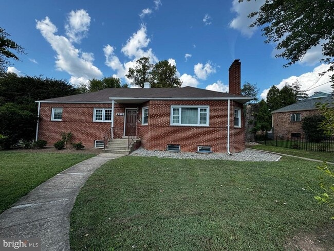 property at 4915 36th St N