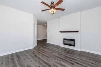 Stonehaven Overland Park in Overland Park, KS - Building Photo - Building Photo