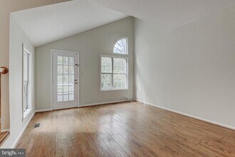 20324 Butterwick Way in Gaithersburg, MD - Building Photo - Building Photo