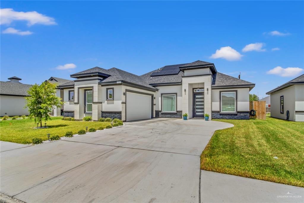 5519 N Chula Vista St in Pharr, TX - Building Photo