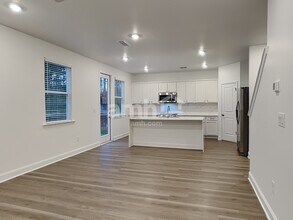 1438 Aquamarine Dr in Loganville, GA - Building Photo - Building Photo