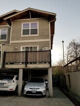 809 Taylor Ave N in Seattle, WA - Building Photo - Building Photo