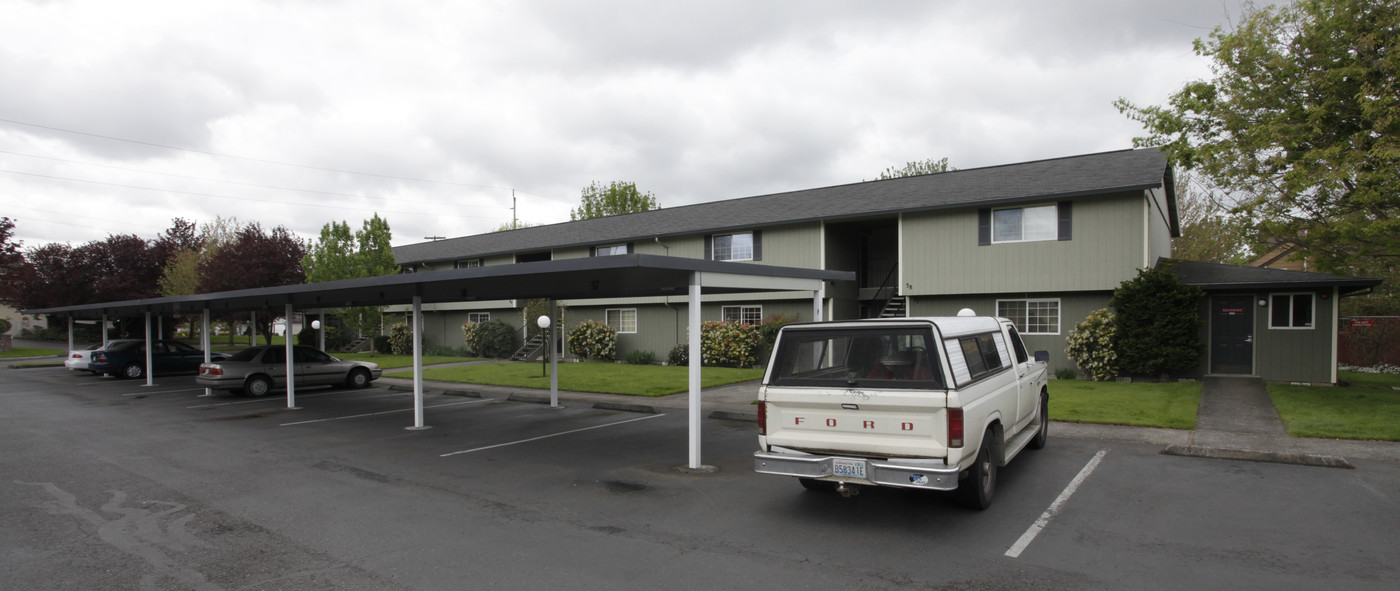 Cascadian East Apartments in Vancouver, WA - Foto de edificio