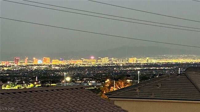10717 Red Badge Ave in Las Vegas, NV - Building Photo - Building Photo