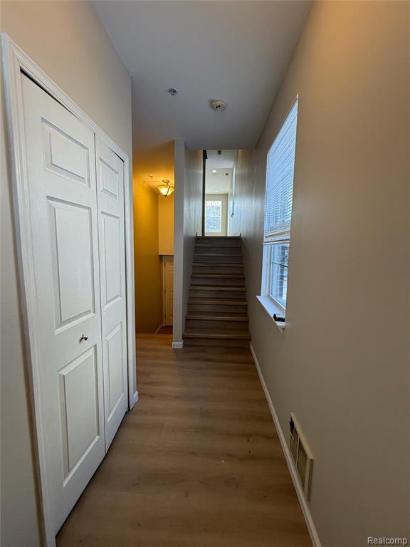 575 Summerfield Dr in Westland, MI - Building Photo - Building Photo