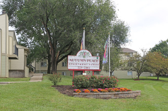 Autumn Place in Blue Springs, MO - Foto de edificio - Building Photo