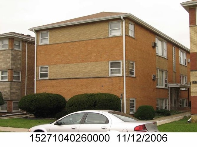 2314 S 17th Ave in Riverside, IL - Foto de edificio - Building Photo