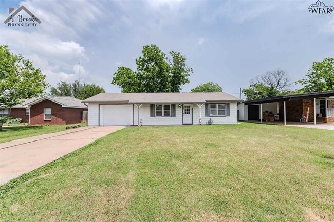 property at 2111 Allen Rd