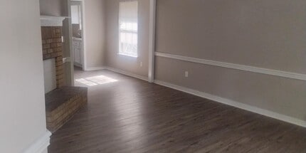 2071 Cooperwell Dr in Jackson, MS - Building Photo - Building Photo
