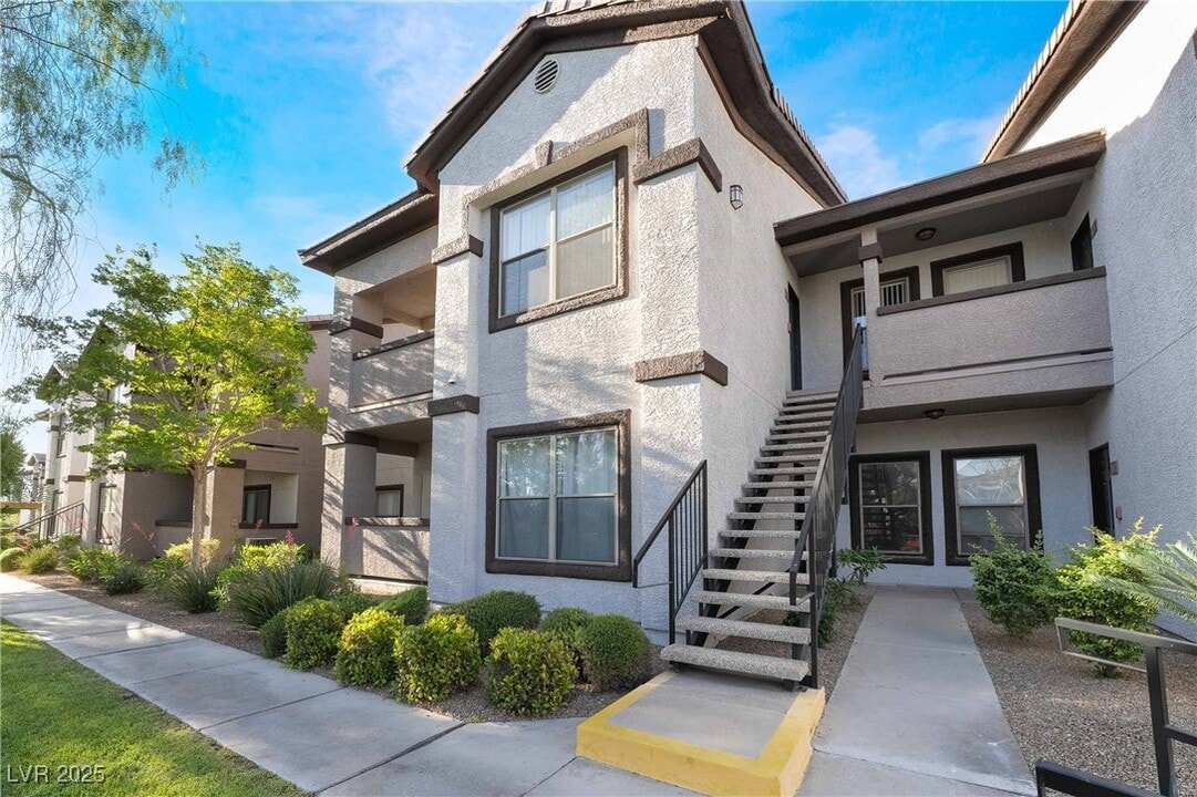 45 Maleena Mesa St in Henderson, NV - Building Photo