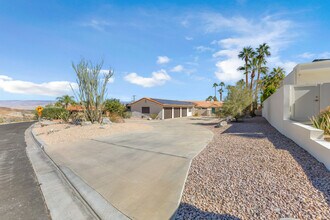 39124 Channel Dr in Cathedral City, CA - Building Photo - Building Photo