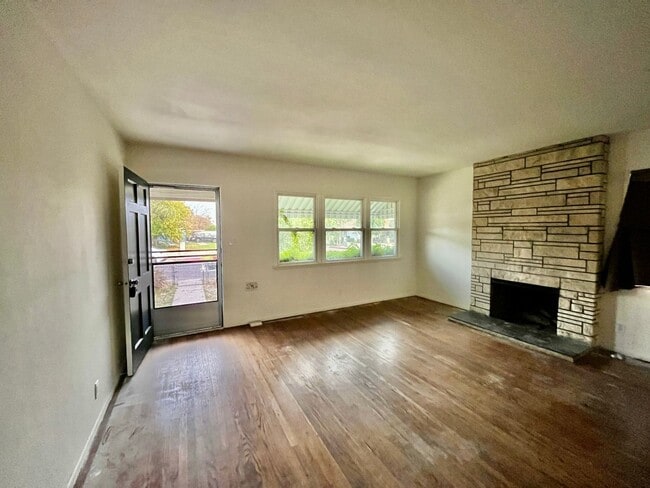 6103 Case Ave in Los Angeles, CA - Building Photo - Building Photo