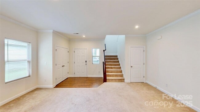 4523 Collingham Dr in Charlotte, NC - Foto de edificio - Building Photo