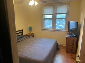 1741 N Franklin Pl, Unit 1 in Milwaukee, WI - Building Photo