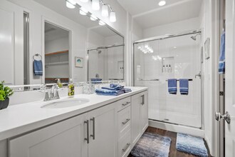 4720 E Washington Ave in Orange, CA - Building Photo - Building Photo