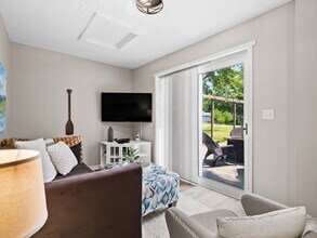 7525 Lake Rd E in Madison, OH - Building Photo - Building Photo