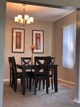 7353 S Kenwood Ave in Chicago, IL - Building Photo - Building Photo