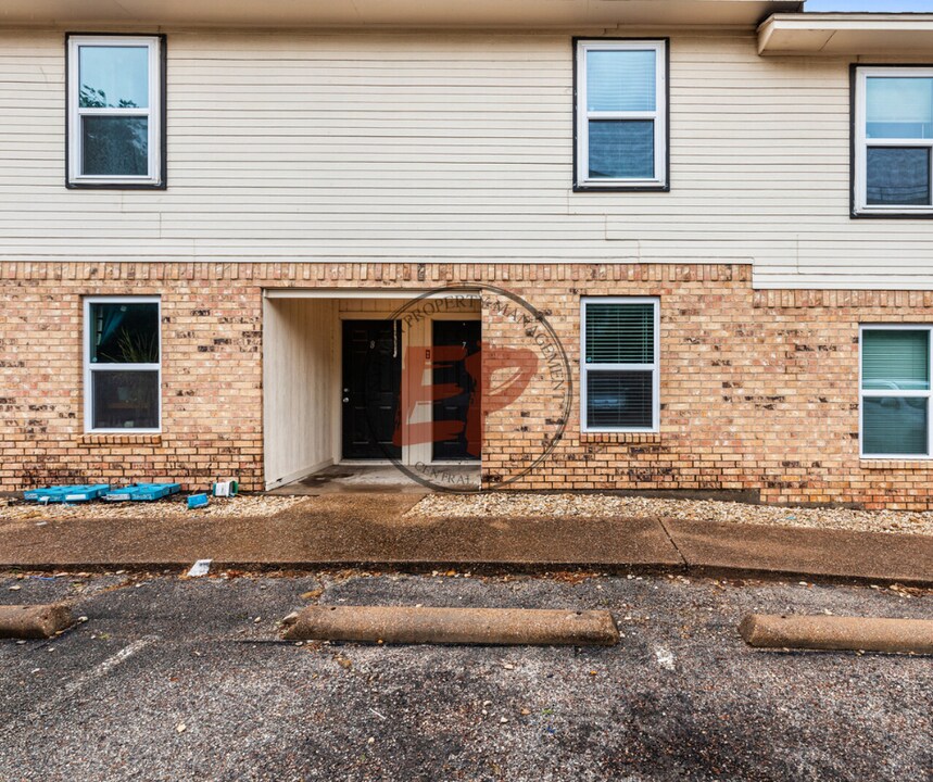 609 S 5th St in Waco, TX - Building Photo