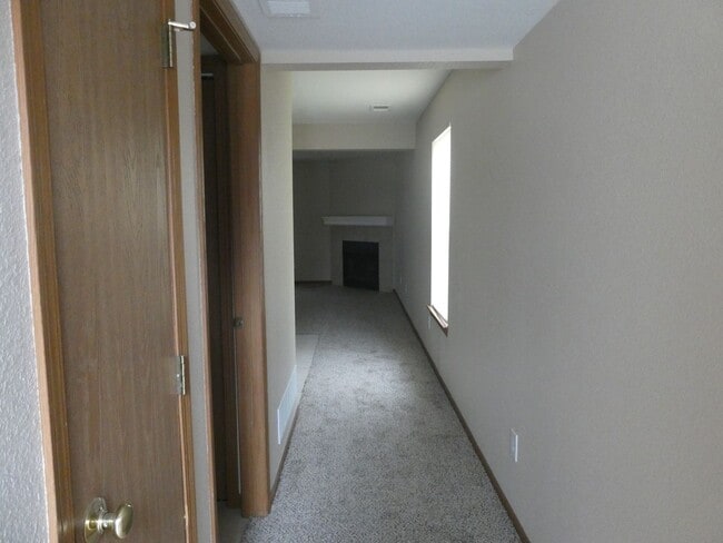 514 SW 6 St in Blue Springs, MO - Building Photo - Building Photo