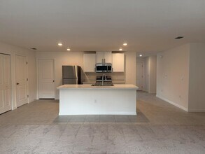 8855 101st Ct in Vero Beach, FL - Foto de edificio - Building Photo