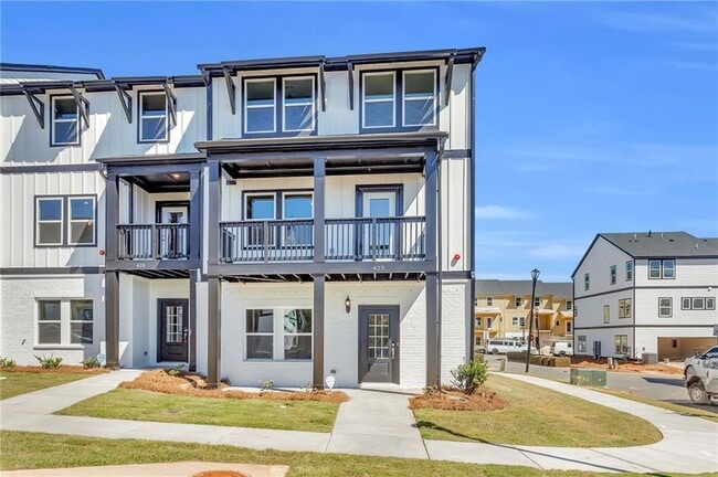 property at 423 Lincoln St