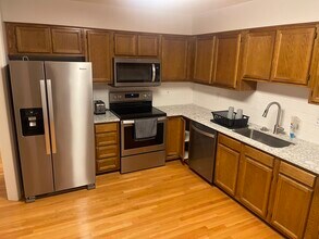 46926 Rabbitrun Ter in Sterling, VA - Building Photo - Building Photo