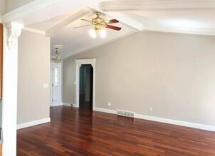 31671 Belmont St in Farmington Hills, MI - Building Photo - Building Photo