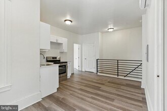 22 N 53rd St in Philadelphia, PA - Building Photo - Building Photo