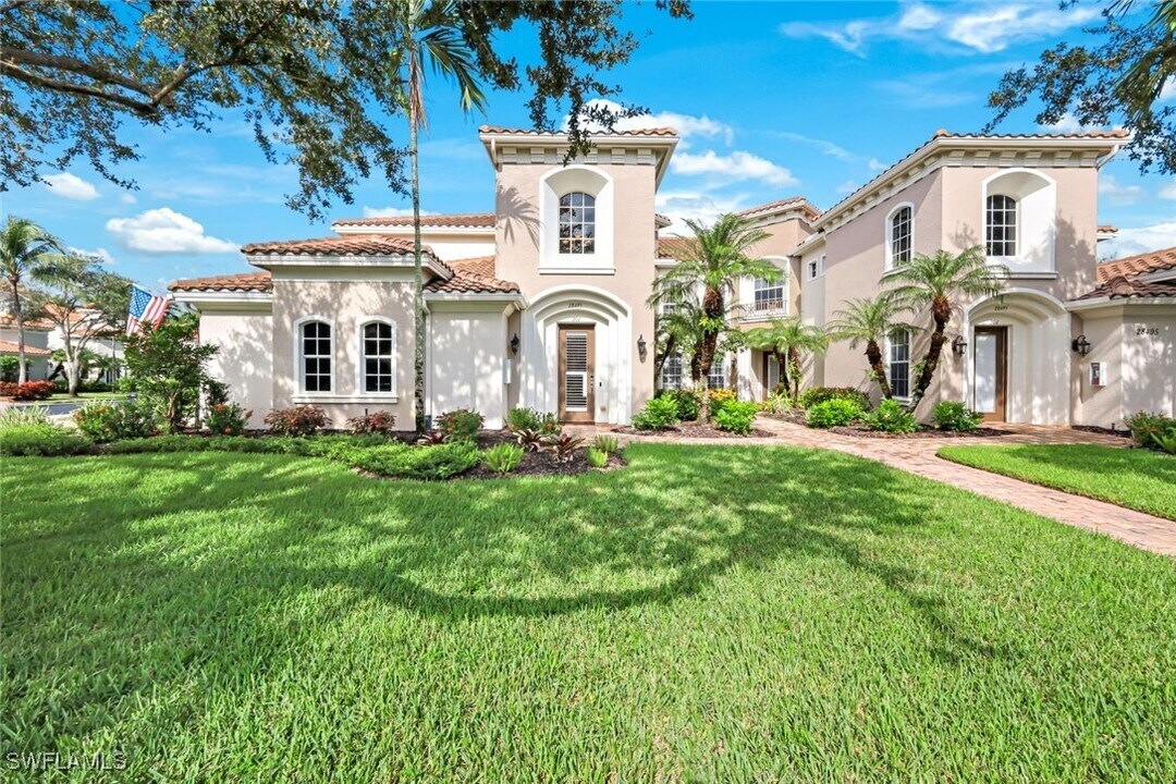 28495 Altessa Way in Bonita Springs, FL - Foto de edificio