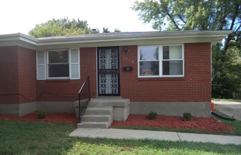 3608 Regatta Way in Louisville, KY - Building Photo