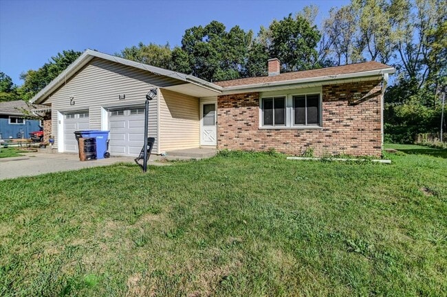property at 4603 Dennis Dr
