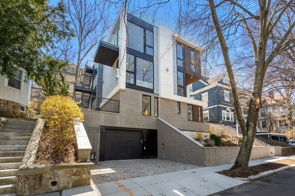 57 University Rd in Brookline, MA - Building Photo