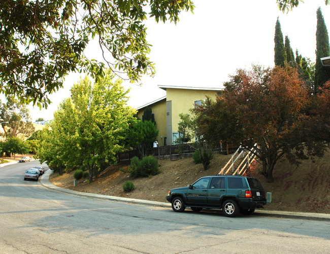 286-288 Avian Dr in Vallejo, CA - Building Photo - Building Photo