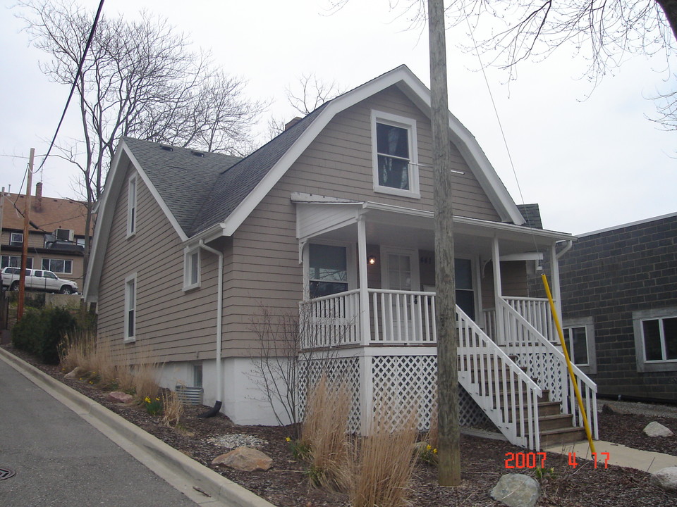 441 S Ashley St in Ann Arbor, MI - Building Photo