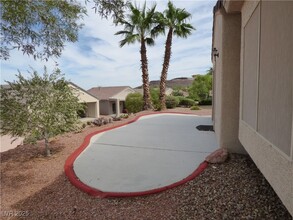 1814 Cypress Bay Ave in Henderson, NV - Building Photo - Building Photo