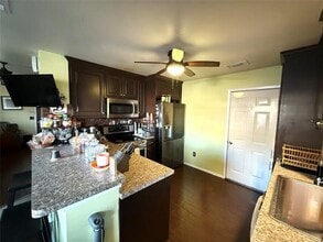 2711 Lucile Herrin Ln in Dallas, TX - Building Photo - Building Photo