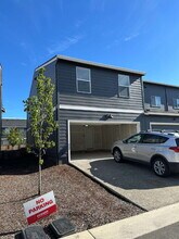 10513 NE 120th Pl in Vancouver, WA - Building Photo - Building Photo