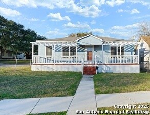 103 Cosgrove St in San Antonio, TX - Building Photo
