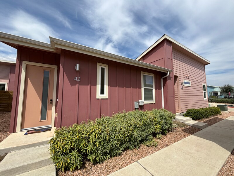 151 Rikardson in Kyle, TX - Building Photo