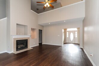 10222 Green Moss Dr N in Cordova, TN - Building Photo - Building Photo