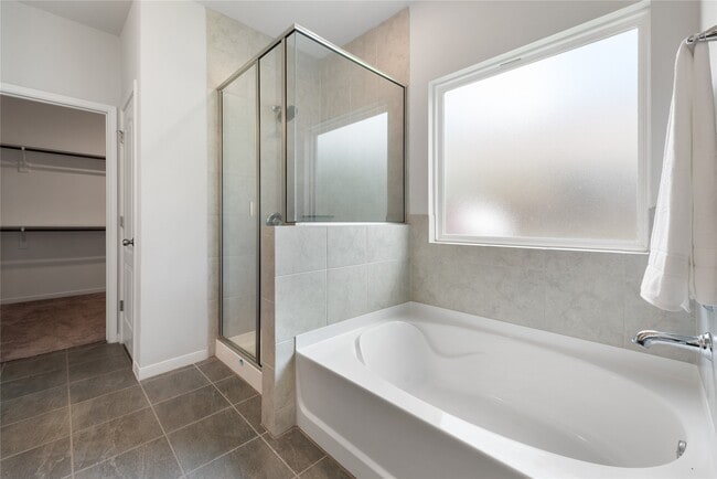 property at 1903 Thorndyke Ln