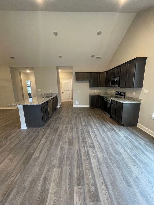 469 Creekside Wy in Lenoir City, TN - Building Photo - Building Photo