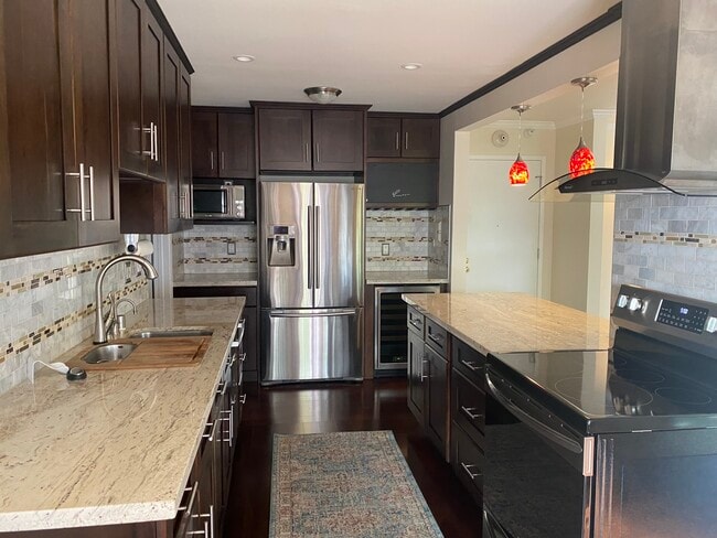 property at 4 Admiral Dr