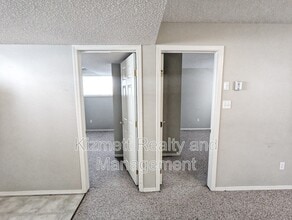 2433-232B 32b St NW in Edmonton, AB - Building Photo - Building Photo