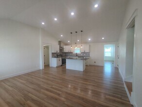 8134 Holly Crest Dr in Chattanooga, TN - Building Photo - Building Photo