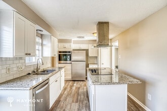 2811 Eaglerock Cir in Missouri City, TX - Building Photo - Building Photo