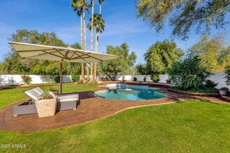 6954 E Caballo Dr in Paradise Valley, AZ - Building Photo - Building Photo